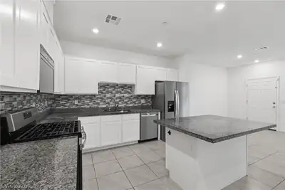 527 Cattleya Place Kitchen