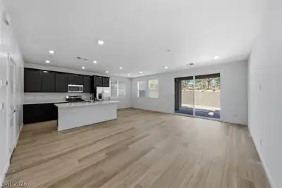 1752 Strada Nathan Living Room