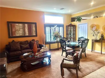 3505 Auburn Shadow Street Living Room