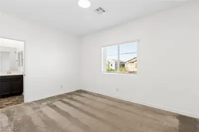 3016 moulin heights Street Bedroom