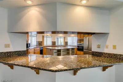 579 Lake Huron Lane Kitchen