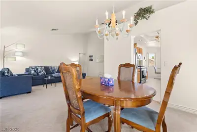 2421 Showcase Drive Dining Area