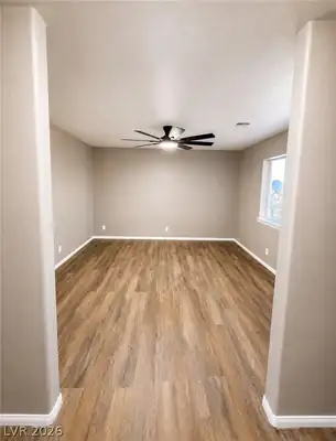1700 West Hickory Street Living Room