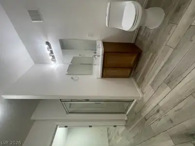 6655 Flaminian Lane 101 Bathroom