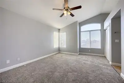 1915 Giant Rock Place Bedroom