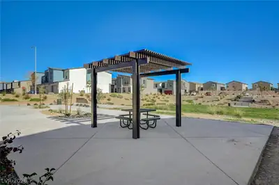 6141 Musas Garden Street Patio