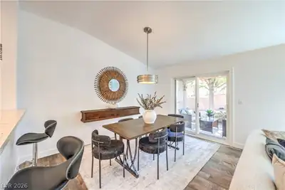 2093 Joy View Lane Dining Area