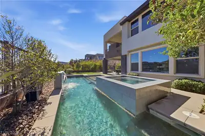 6044 Andezano Drive Pool