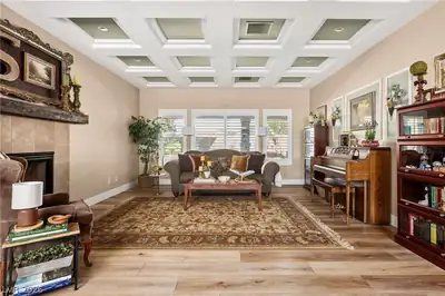 10080 West Tropical Parkway 