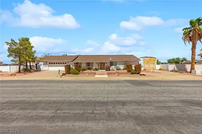 270 East Middleton Drive Henderson, NV 89015
