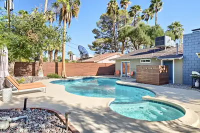 2812 Burton Avenue Pool