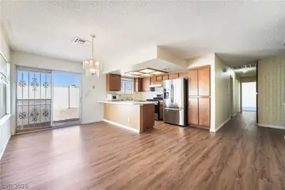 439 Sunburst Drive Dining Area