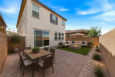 2277 Teatro Avenue Patio