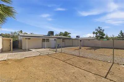 4629 Drake Circle, Las Vegas, NV 89102 Yard