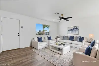 4629 Drake Circle, Las Vegas, NV 89102 Living Room