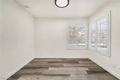2200 South Fort Apache Road 2229 Bedroom