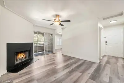 2200 South Fort Apache Road 2229 Living Room