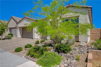10124 Meandering Dell Avenue, Las Vegas, NV 89166 Front of Structure