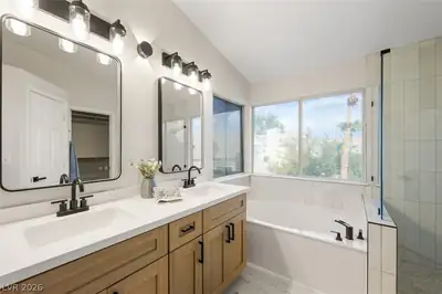 9576 Gold Cup Circle Primary Bathroom