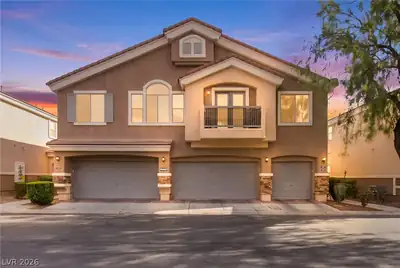6445 Za Zu Pitts Avenue 103, Las Vegas