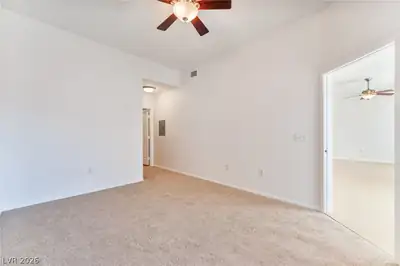 9303 West GILCREASE Avenue 2189 Bedroom
