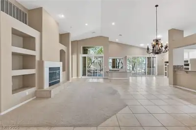 541 Summer Mesa Drive Living Room
