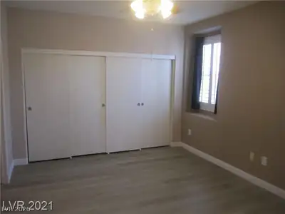50 Aura De Blanco Street 4103 Bedroom