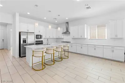 10205 Tumbaga Street Kitchen
