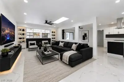 1935 Gabriel Drive Living Room