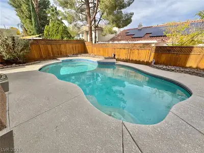 8240 Tivoli Cove Drive Pool