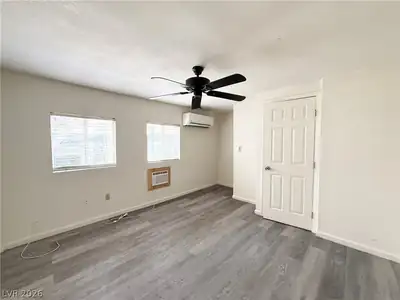 405 South 15th Street B Bedroom