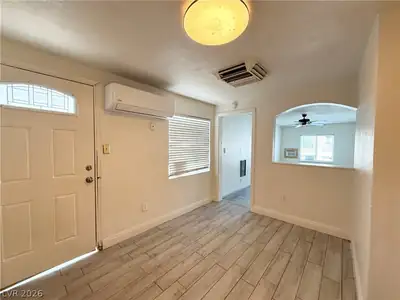 405 South 15th Street B Entry