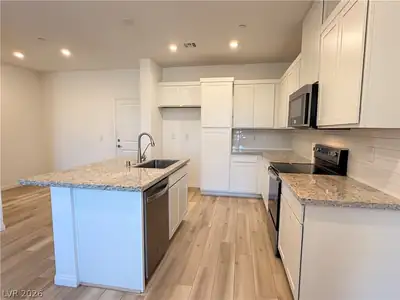 206 Wewatta Avenue Kitchen