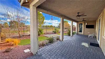 5119 East Long Leaf Court Patio