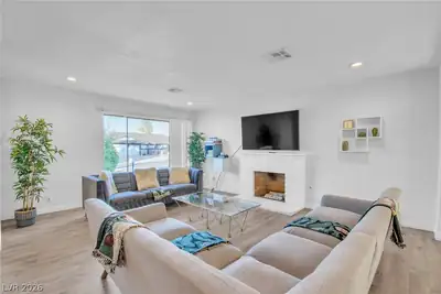 3153 Elmrock Place Living Room