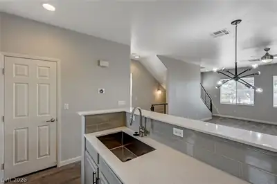 1645 Travis Jason Avenue Kitchen