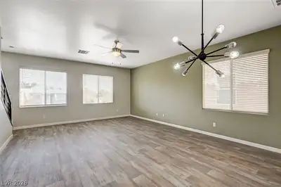 1645 Travis Jason Avenue Living Room