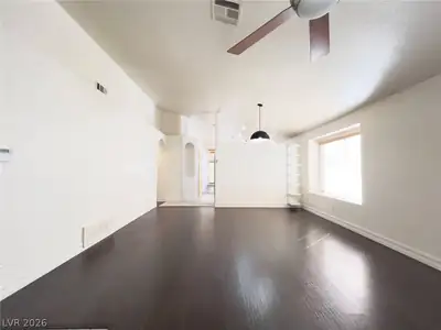 54 Sea Holly Way Living Room