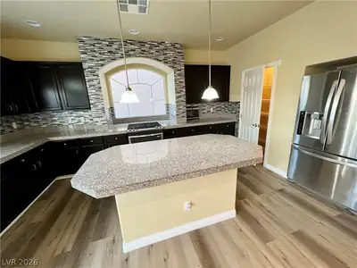 6396 Cascade Cliffs Court Kitchen