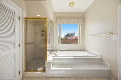 7505 Dry Pines Circle Primary Bathroom