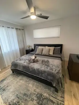 2217 Santa Paula Drive Bedroom