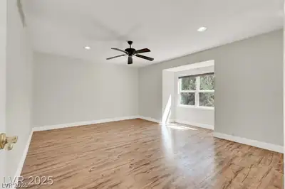 516 Tam O Shanter Bedroom