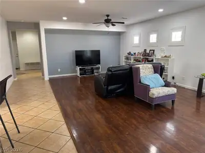 3046 Tara Murphy Drive Living Room