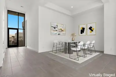 10907 Agate Cliffs Avenue Dining Area