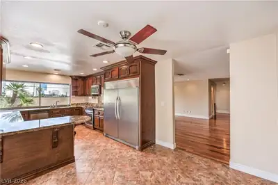 2617 YARDLEY Street Kitchen
