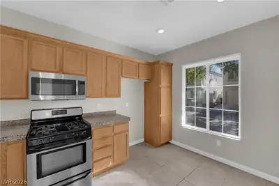 8273 Golden Flowers Street Kitchen