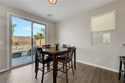 10854 Broxden Junction Avenue Dining Area