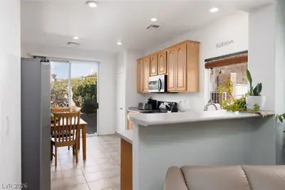 841 Purdy Lodge Street Kitchen