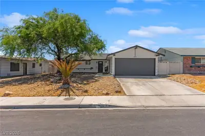 6517 Aberdeen Lane, Las Vegas