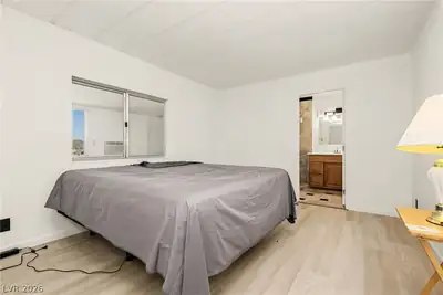 653 Mount Bona Way Bedroom